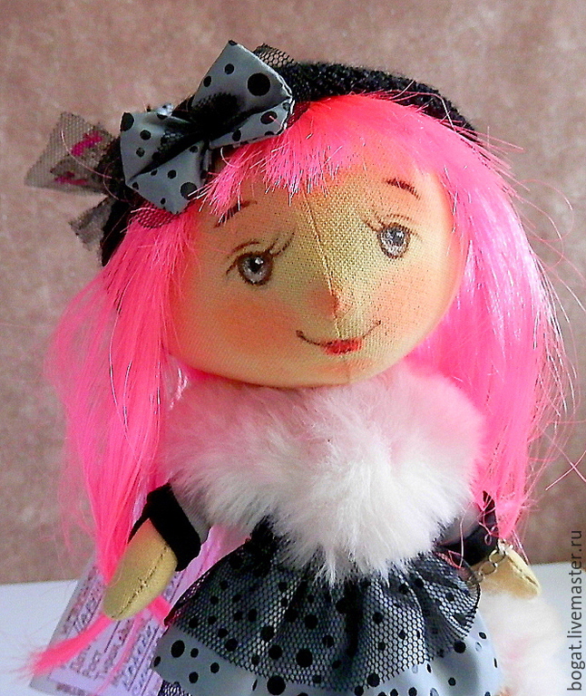 http://cs5.livemaster.ru/storage/6d/3c/678b13cb96b9bc2b68f7d1ba19c4--kukly-igrushki-darunka.jpg