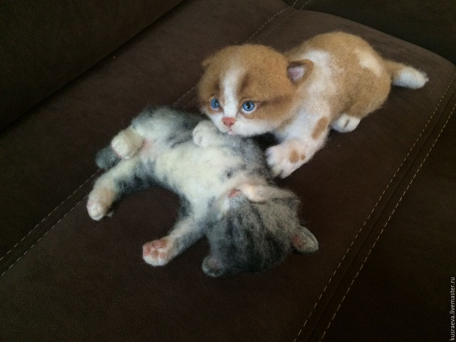 Котенок из валяния легко Котенок из валяния легко