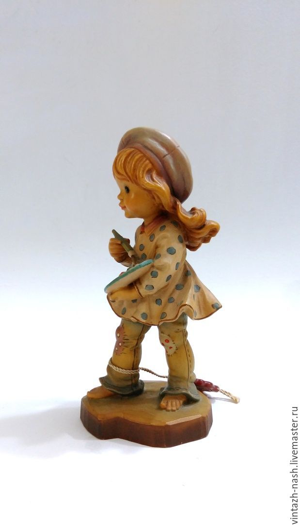 Деревянная фигурка Деревянная фигурка