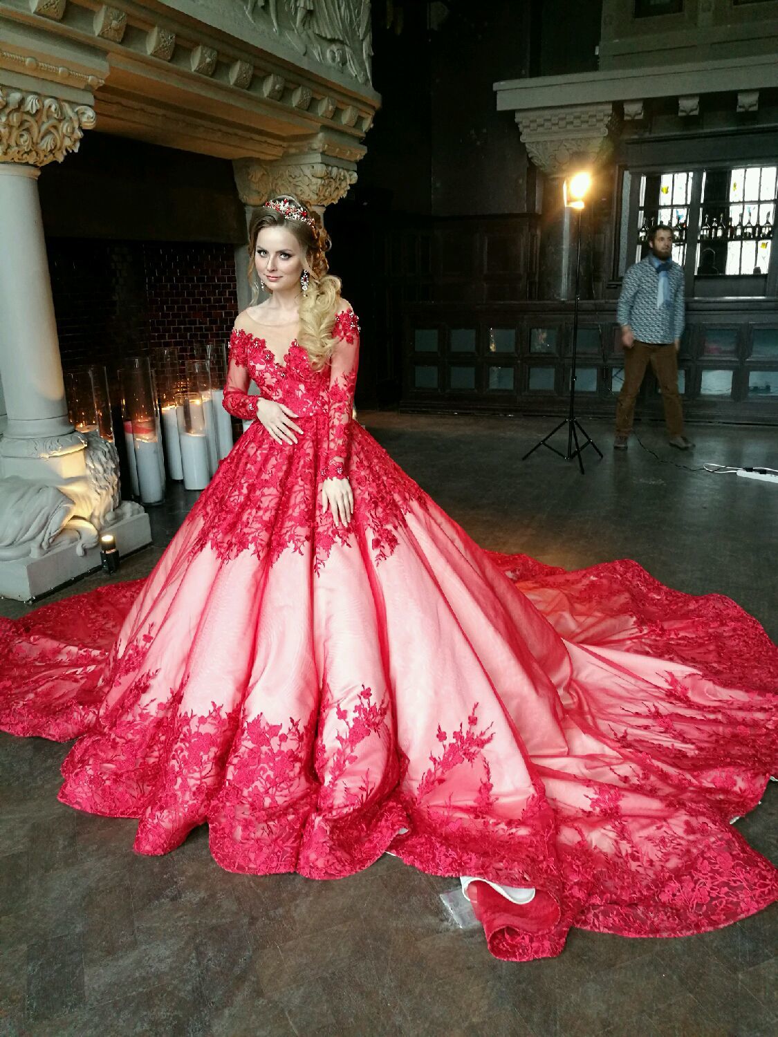 Свадебное Платье Красное С Рукавами