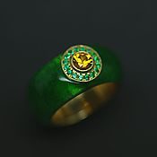Ring with malachite 