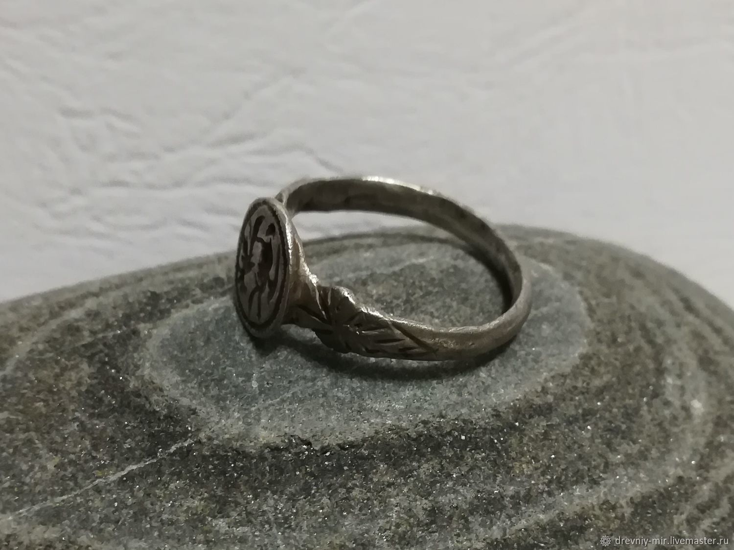 Антикварные серебряные кольца