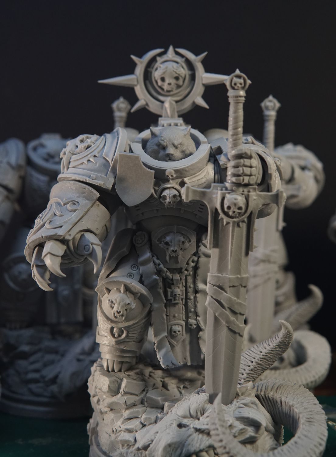 Мини фигурки и статуэтки: Warhammer Кот, Магистр Маффин купить в  интернет-магазине Ярмарка Мастеров по цене 14000 ₽ – UXZNWRU | Мини фигурки  и ...