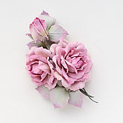 Брошь пастельно-розовые цветы розы.  Украшение с розовыми цветами