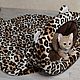 Cama - saco de dormir para gato estampado de Leopardo. Lodge. lyubov-iv (lyubov-iv). Интернет-магазин Ярмарка Мастеров.  Фото №2