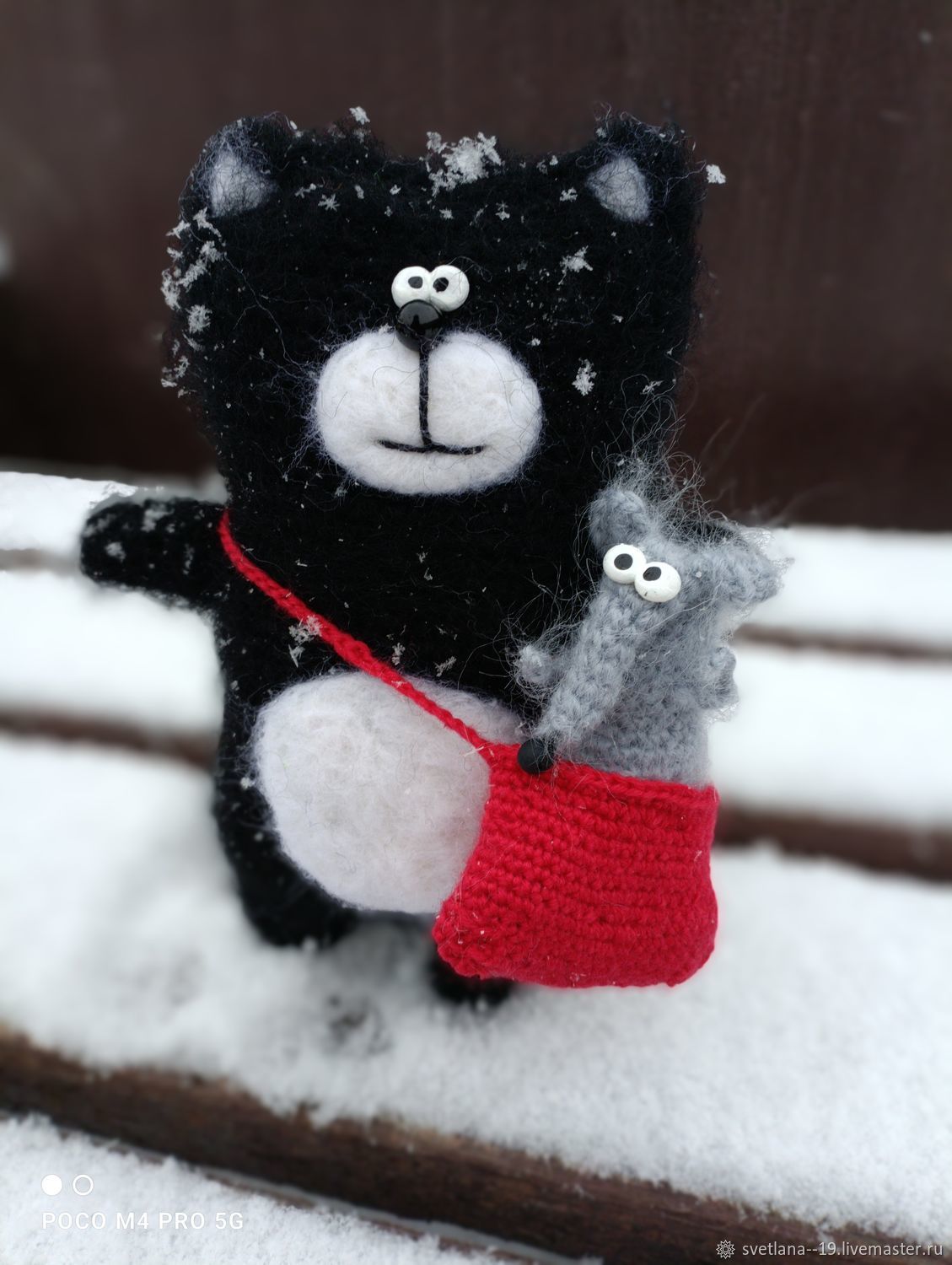 Котенок и его друг сырник на заказ в интернет-магазине Ярмарка Мастеров по цене 2500 ₽ – SDAYORU | Амигуруми куклы и игрушки, Санкт-Петербург - доставка по России