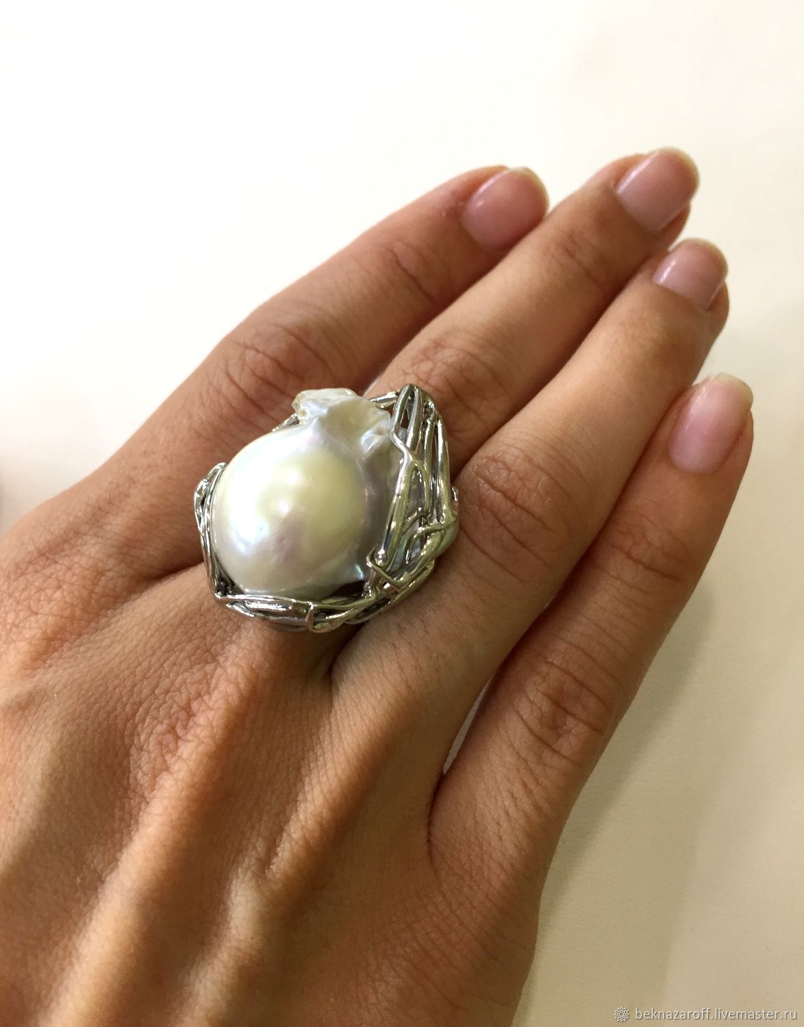 Кольцо с барочным жемчугом серебро