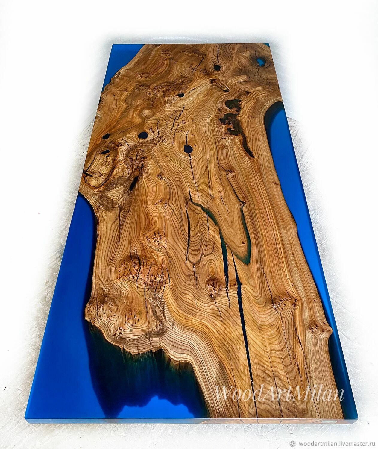 Обеденный стол река из слэба вяза и эпоксидной смолы в интернет ...