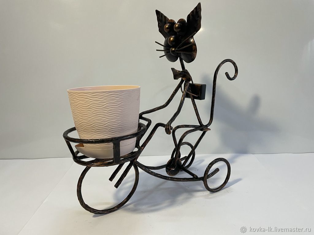 Цветочные подставки: Цветочник кованый кот школьник на велосипеде ...