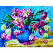 Oil painting bouquet of lilac 
