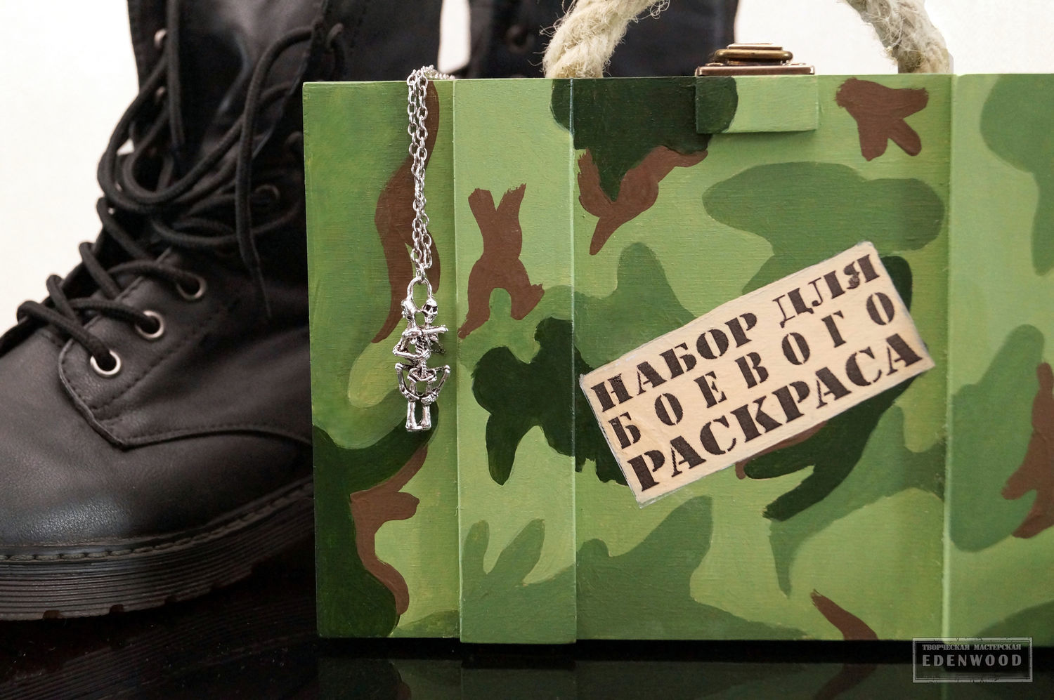Косметичка чемоданчик шкатулка"Набор для боевого раскраса"