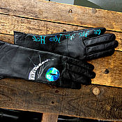Аксессуары handmade. Livemaster - original item Черные кожаные перчатки."Черская улыбка"  Роспись. Handmade.