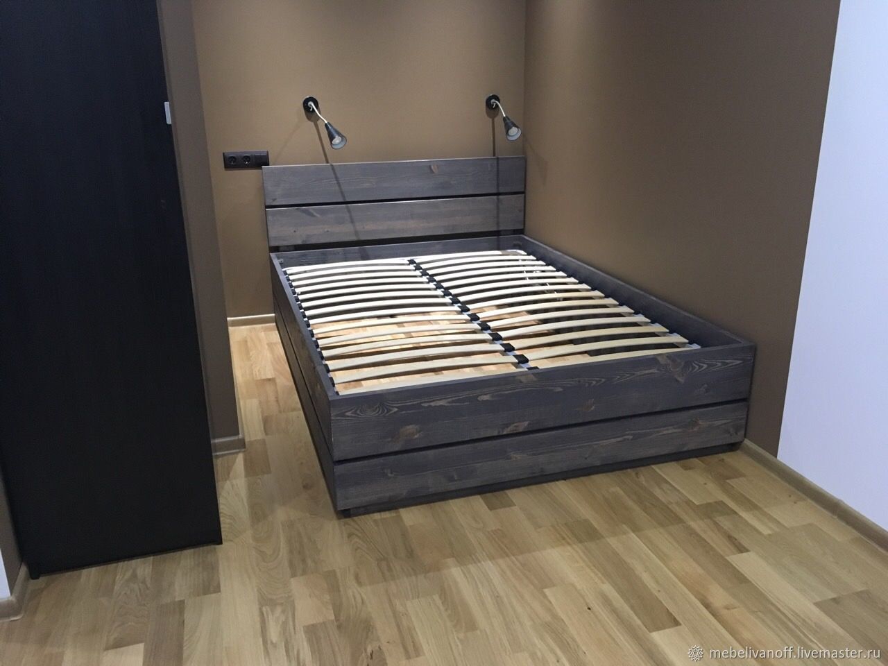 Кровать лофт с подъемным механизмом