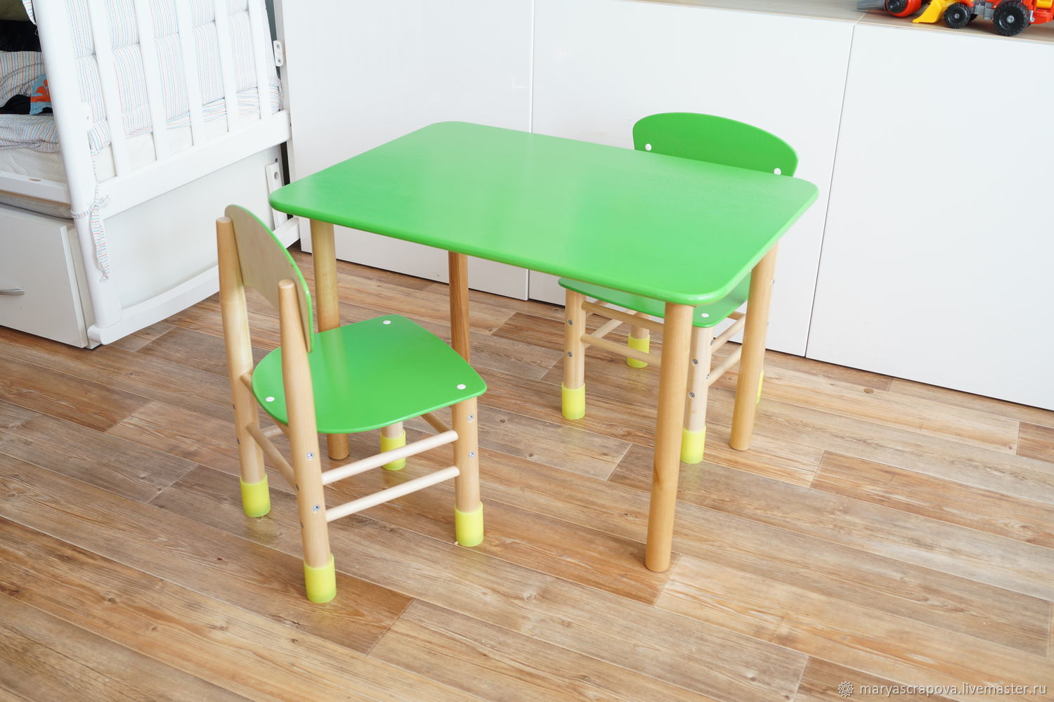 Столик стульчик детский авито. Комплект мебели(стол+2стула) hy012. Детский стол и стул. Столик и стульчик для малышей. Детские столики со стульчиками.
