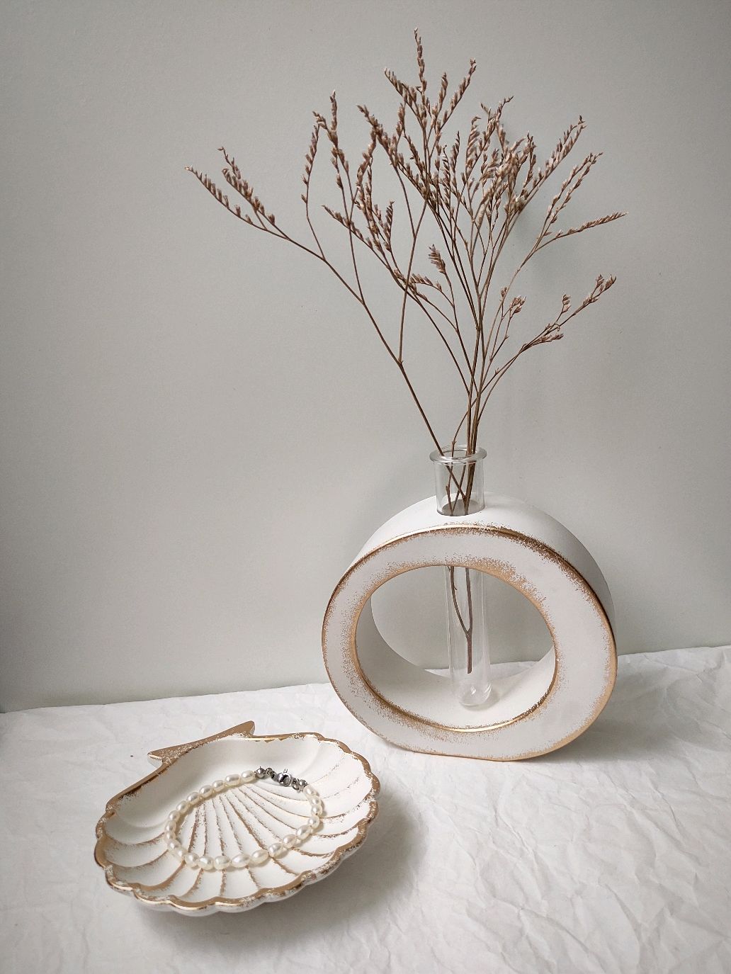 Гипсовая ваза: Традиционные и современные формы и дизайн