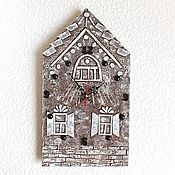Для дома и интерьера handmade. Livemaster - original item Wall Clock Gingerbread House Silent. Handmade.