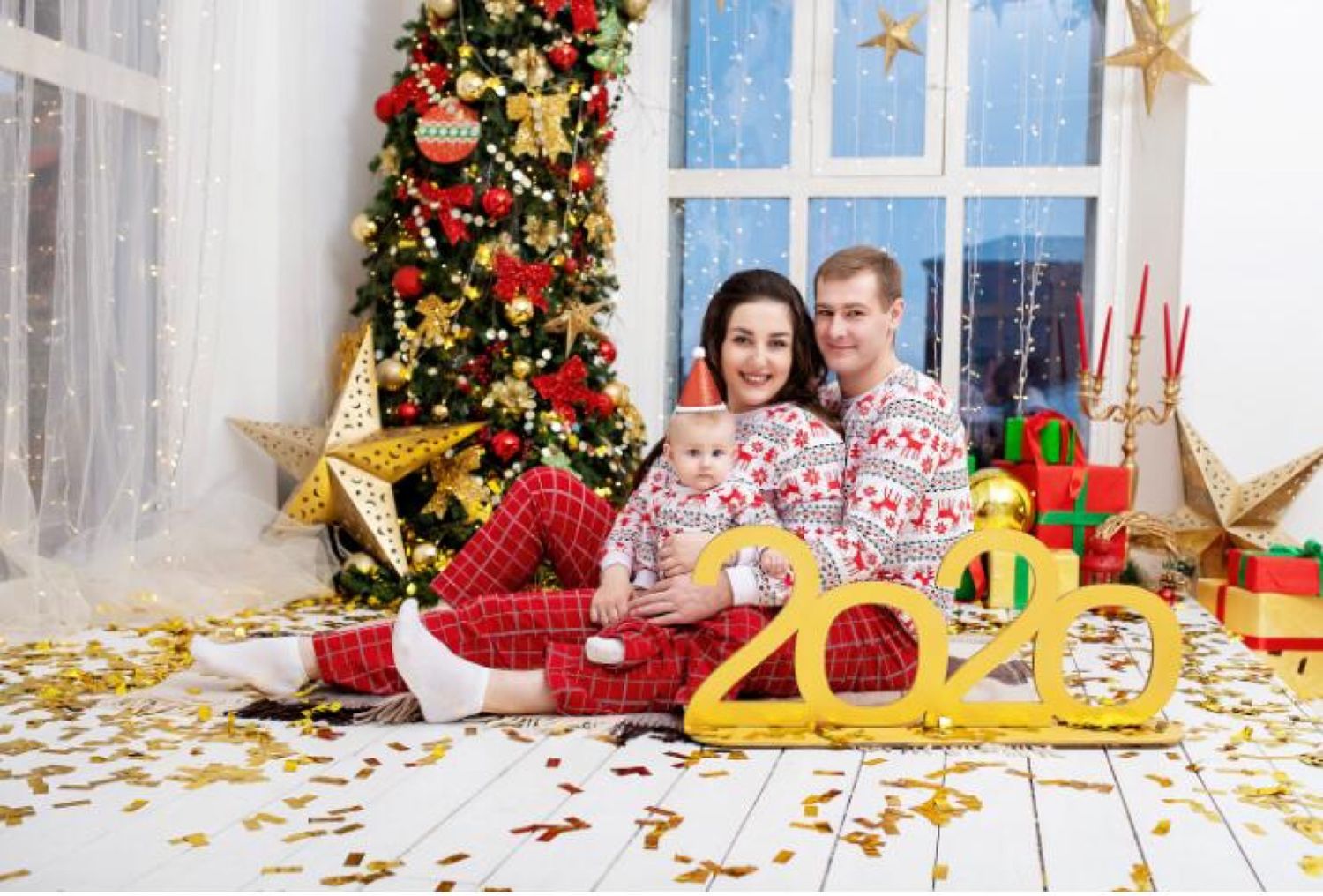 Комплект Новогодних Пижам В Стиле Family Look Комплект Новогодних Пижам В Стиле Family Look