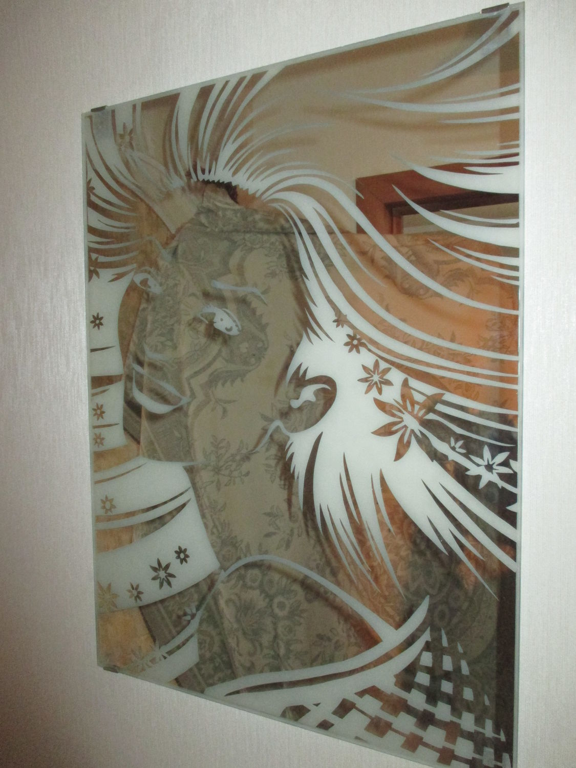 Рисунок на зеркале