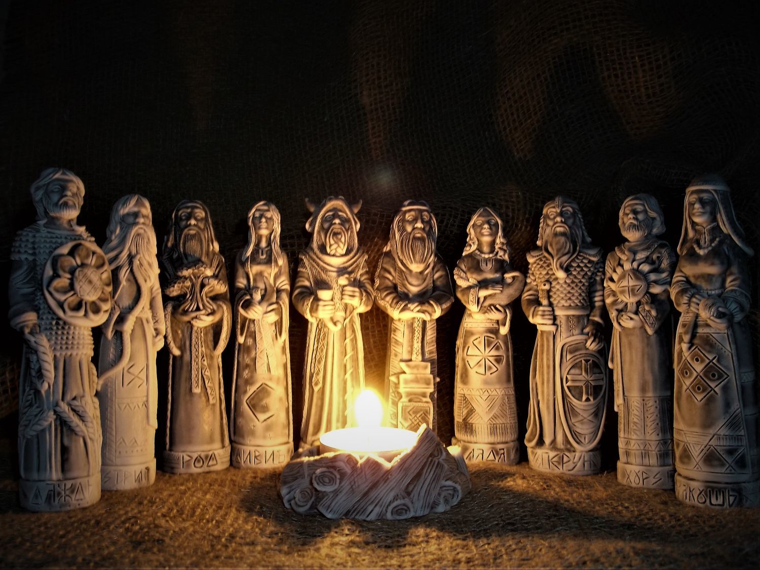 пантеон славянских богов таблица. славянский языческий пантеон. славянский пантеон языческих богов. пантеон язычества. рерих идолы 1901.