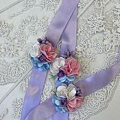 Свадебный набор аксессуаров в голубом цвете с персиковыми цветами