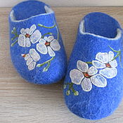 Обувь ручной работы handmade. Livemaster - original item Felted women`s slippers with leather prevention. Handmade.