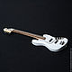 Миниатюрная бас гитара ручной работы. Копия Fender Jazz Bass