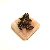 Для дома и интерьера handmade. Livemaster - original item Frog on onyx. Handmade.