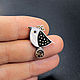 Pin brooch-SMALL BIRD / Mother of pearl, ebony, silver. Brooches. GRAVITY. Online shopping on My Livemaster.  Фото №2