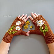 Аксессуары handmade. Livemaster - original item Mitts: Knitted mitts with embroidery Dandelions brown. Handmade.