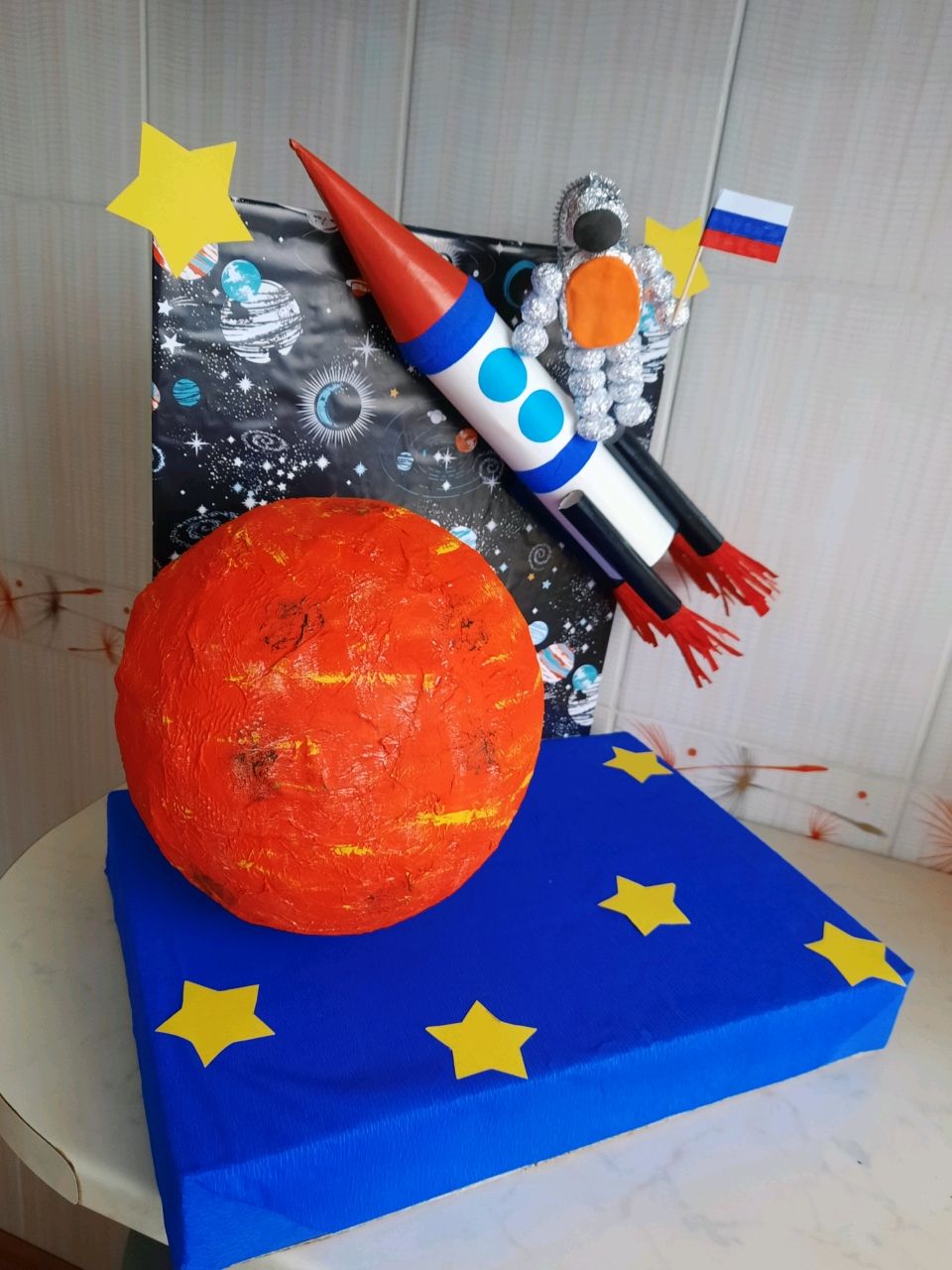 Поделка ко Дню Космонавтики в интернет-магазине Ярмарка Мастеров по ...