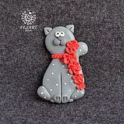 Brooch Cat with flowers