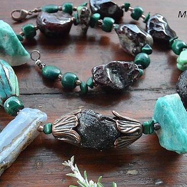 Бусы ручной работы. Ярмарка Мастеров - ручная работа Бусы: "Жрица". Handmade.