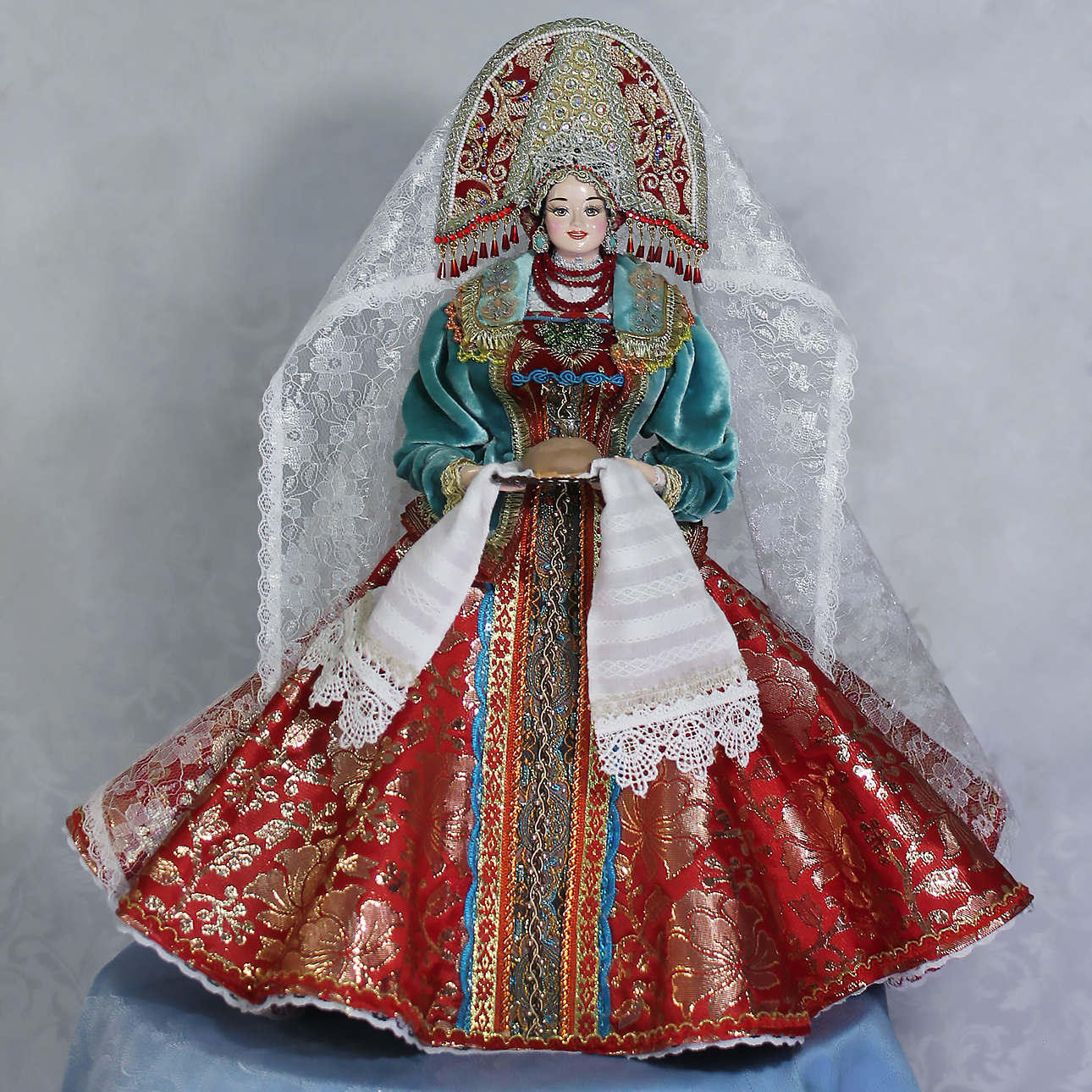 Русская кукла 