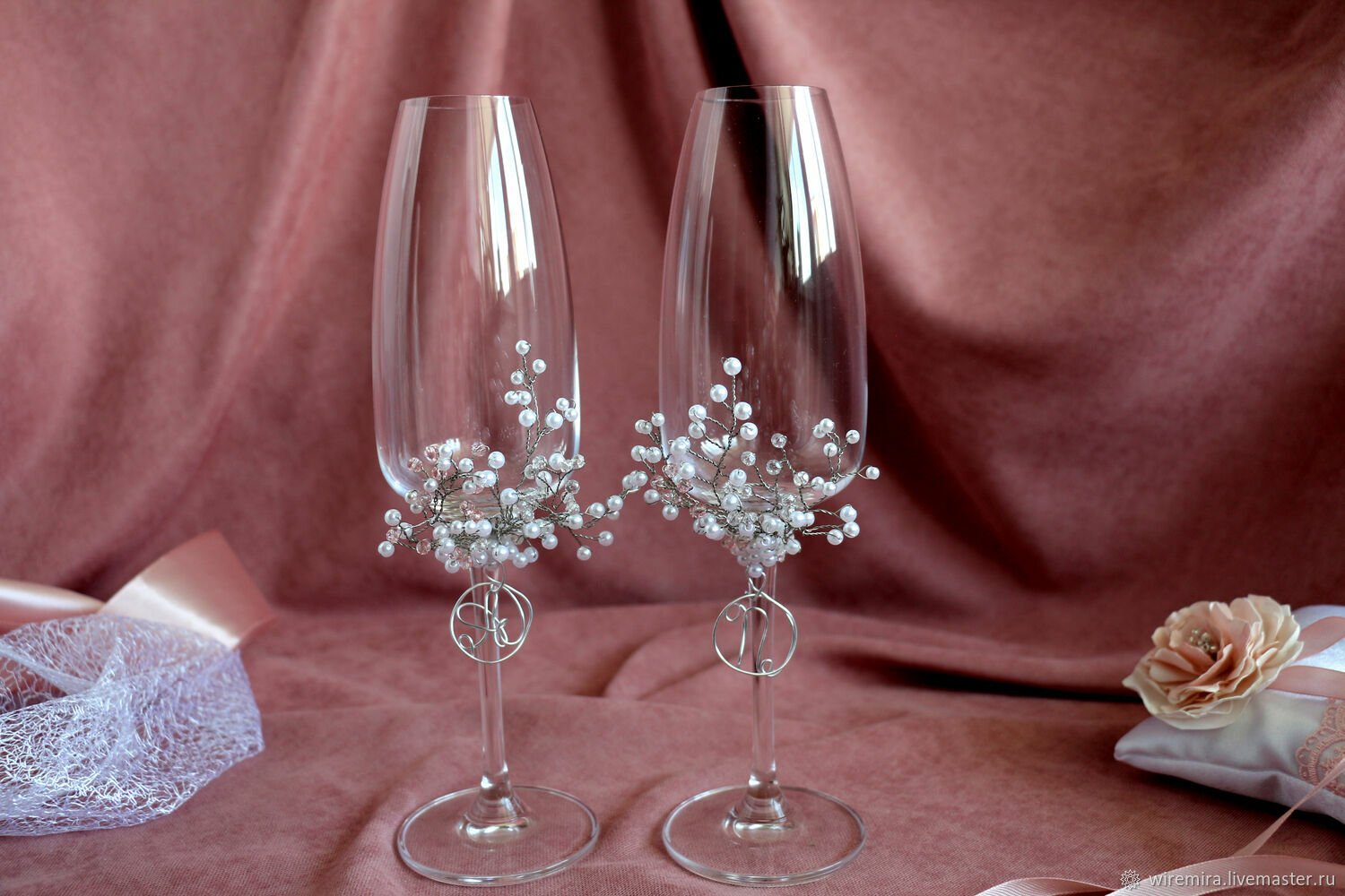 Свадебные бокалы с монограммой, украшены стеклянными кристаллами, Бокалы свадебные, Рыбинск,  Фото №1