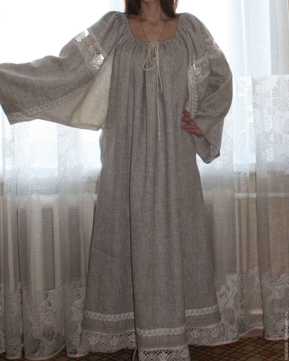 Купить льняное длинное. Льняная одежда для женщин. Льняное платье. Старинное платье из льна. Льняное платье старинное.