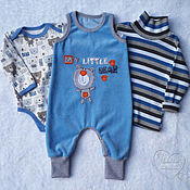 Clothing sets for a newborn baby 