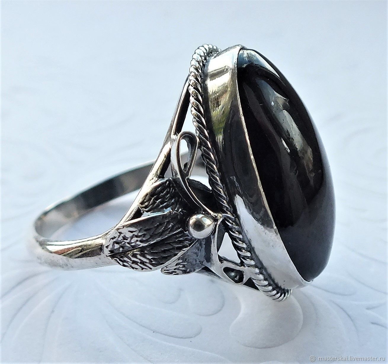 Кольцо с черным турмалином шерл