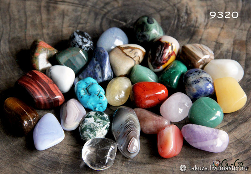 Самоцветы стоимость. Галтованные камни-Самоцветы. Коллекция камней самоцветов. Поделочные камушки. Набор природных полудрагоценных камней.
