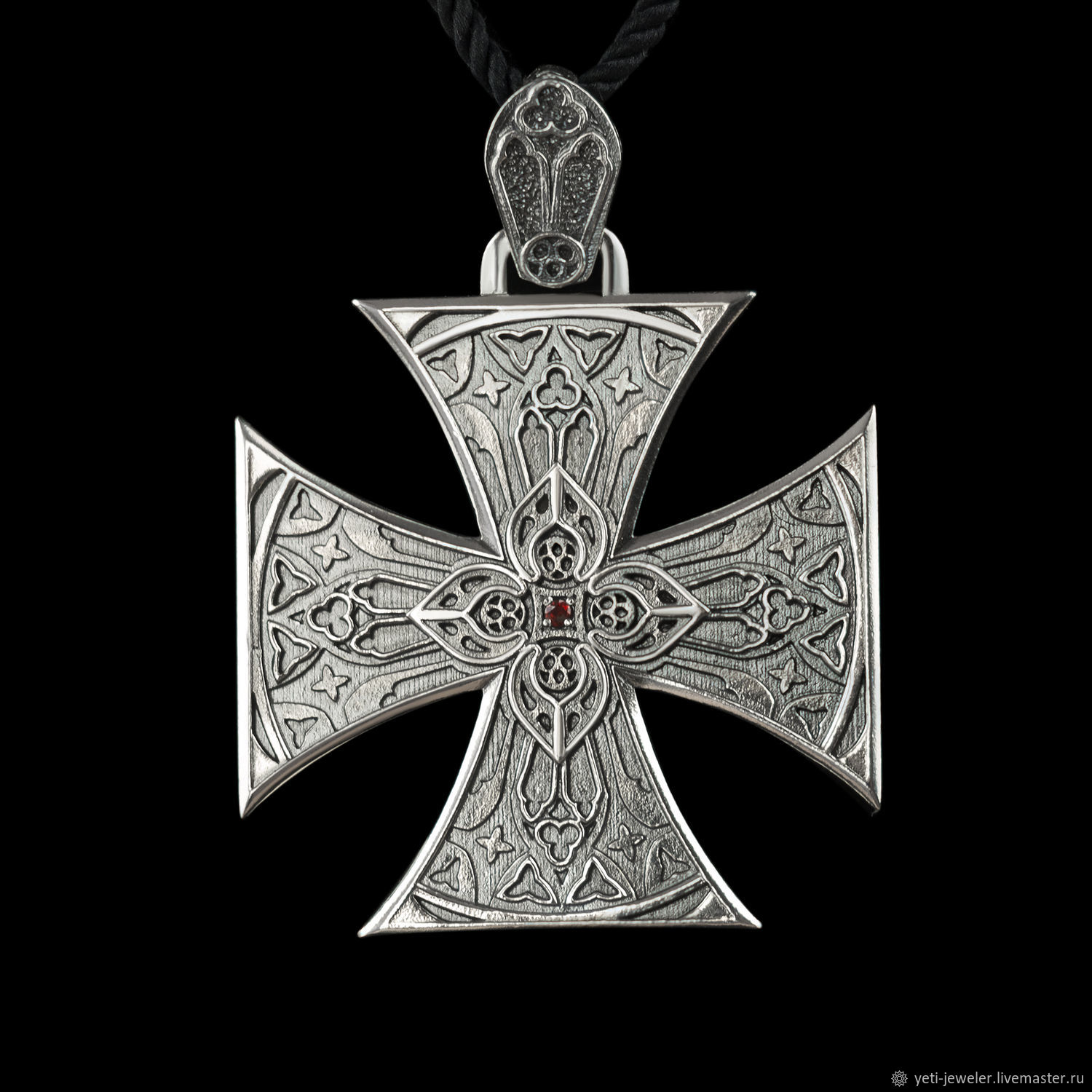 Мальтийский крест это. Мальтийский крест – Maltese Cross. Крест Cross Pattee. Мальтийский крест подвеска. Серебряный крест Мальтийский.