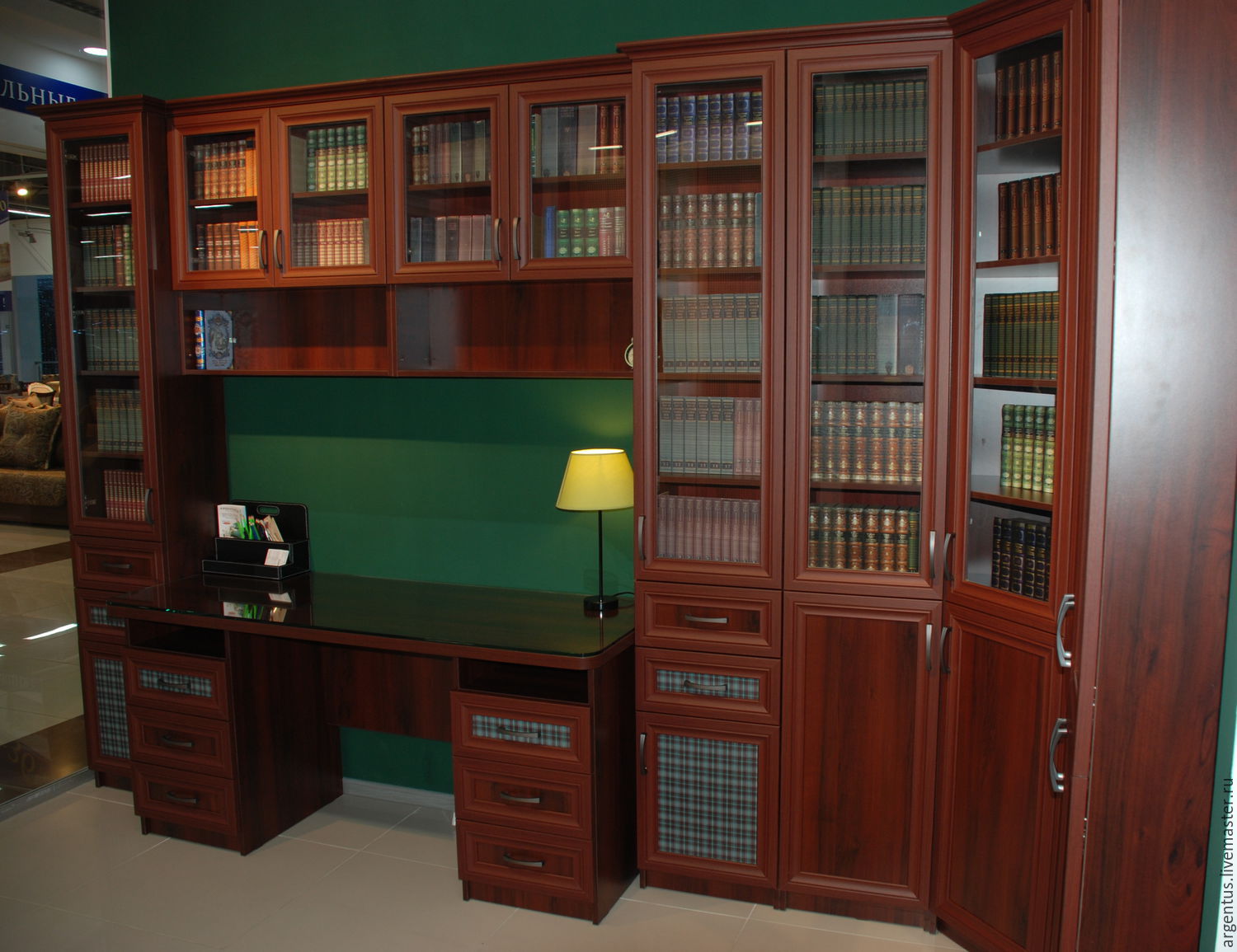 Книжный шкаф стенка. Стенка для кабинета домашнего. Шкаф библиотека. Книжный шкаф в кабинет. Библиотека мебель.
