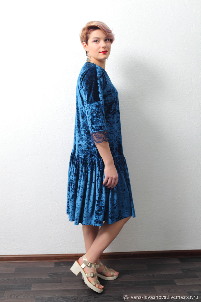 Платье синее мраморный бархат трапеция с кружевом нарядное вечернее в интернет-магазине Ярмарка Мастеров по цене 15500 ₽ – K90IARU