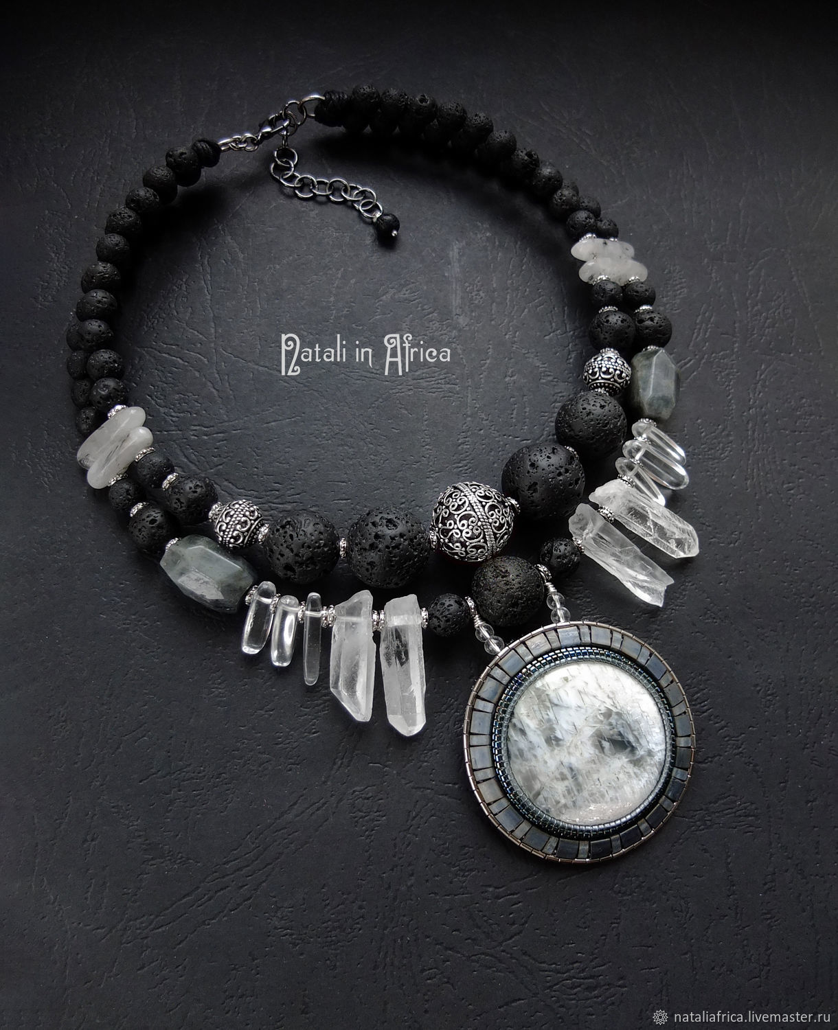 Колье "Богиня Луны" II - лунный камень, горный хрусталь – заказать на ...