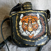 Сувениры и подарки handmade. Livemaster - original item Flask with Tiger painting.. Handmade.