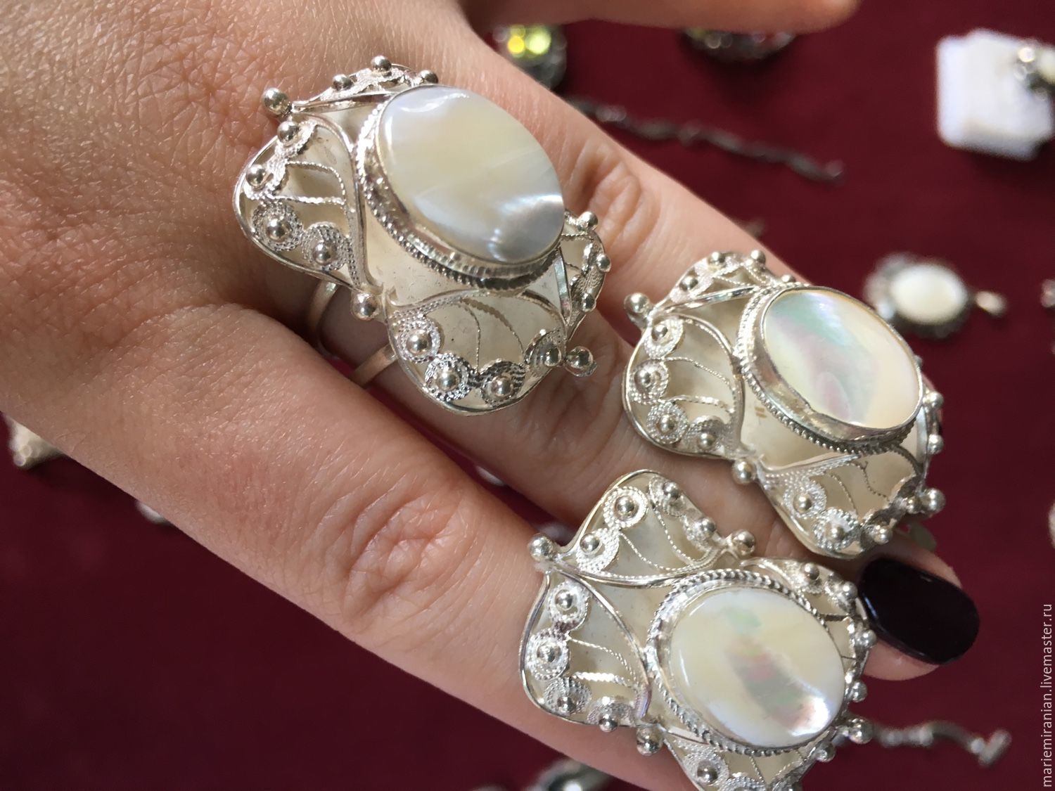 Набор из серебра кольцо и серьги с камнями