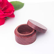 Сувениры и подарки handmade. Livemaster - original item Round box made of amaranth wood. Handmade.