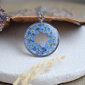 Украшения handmade. Livemaster - original item Pendant with forget-me-nots. Transparent jewelry with real flowers. Handmade.