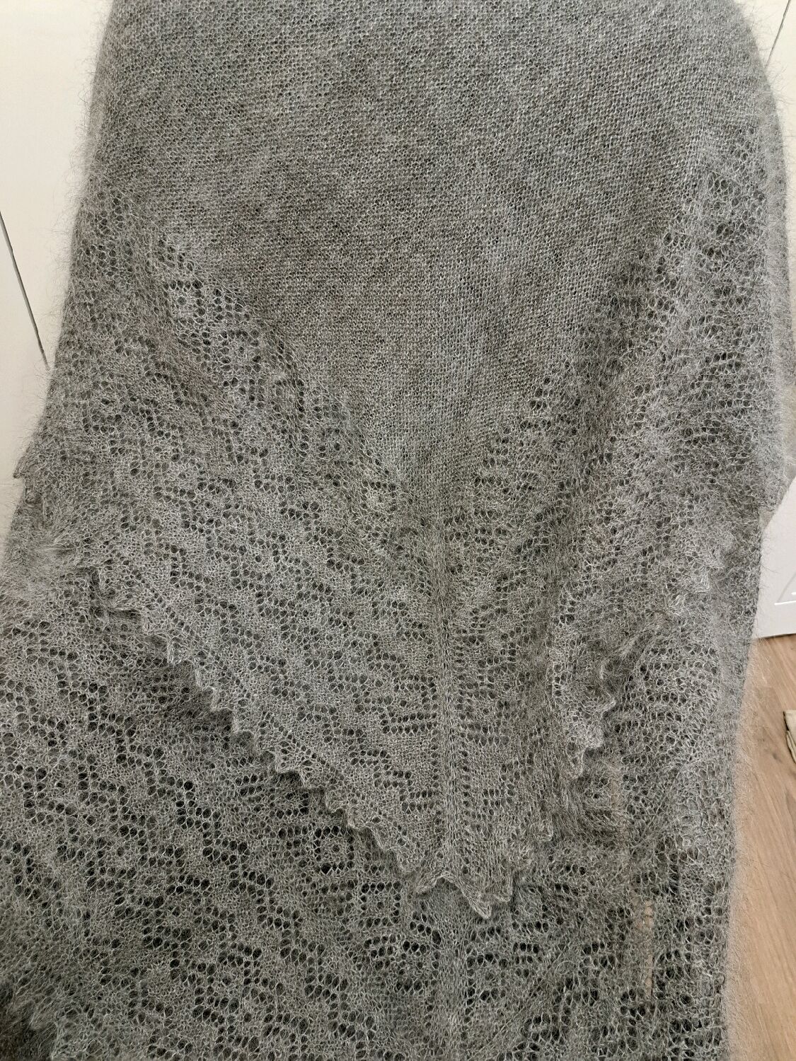 13е.Пуховый платок. Шаль пуховая купить в интернет-магазине Ярмарка Мастеров по цене 13500 ₽ – X7PUGRU, Шали, Оренбург - доставка по России