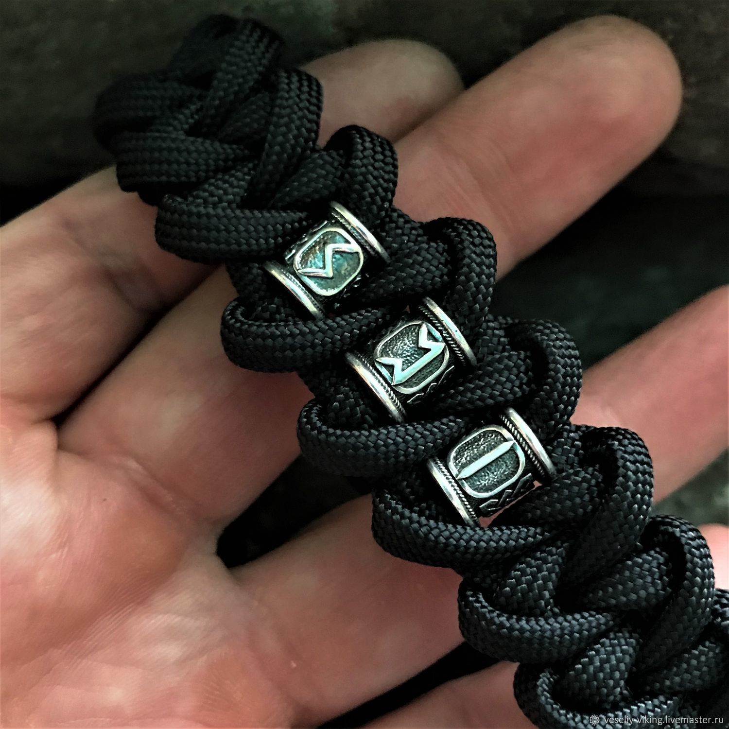 The Perfect Skull Army V2 in Brass Black Premium Paracord Bracelet. – Three  Bracelet