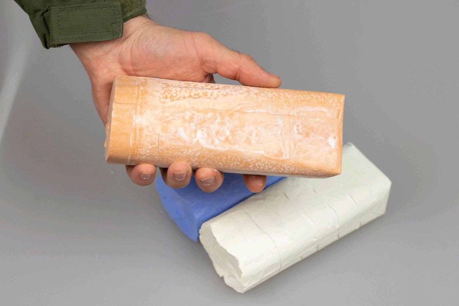 паста для полировки столешницы из искусственного камня в домашних условиях