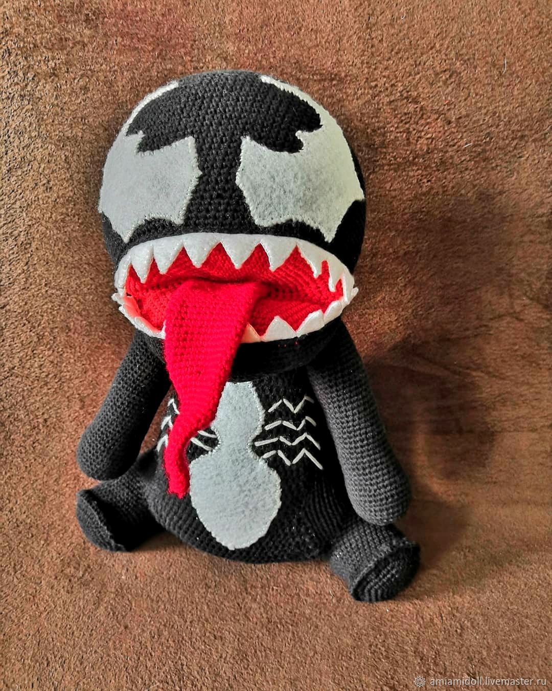 Игрушки Веном (Venom) в магазинах Hamleys